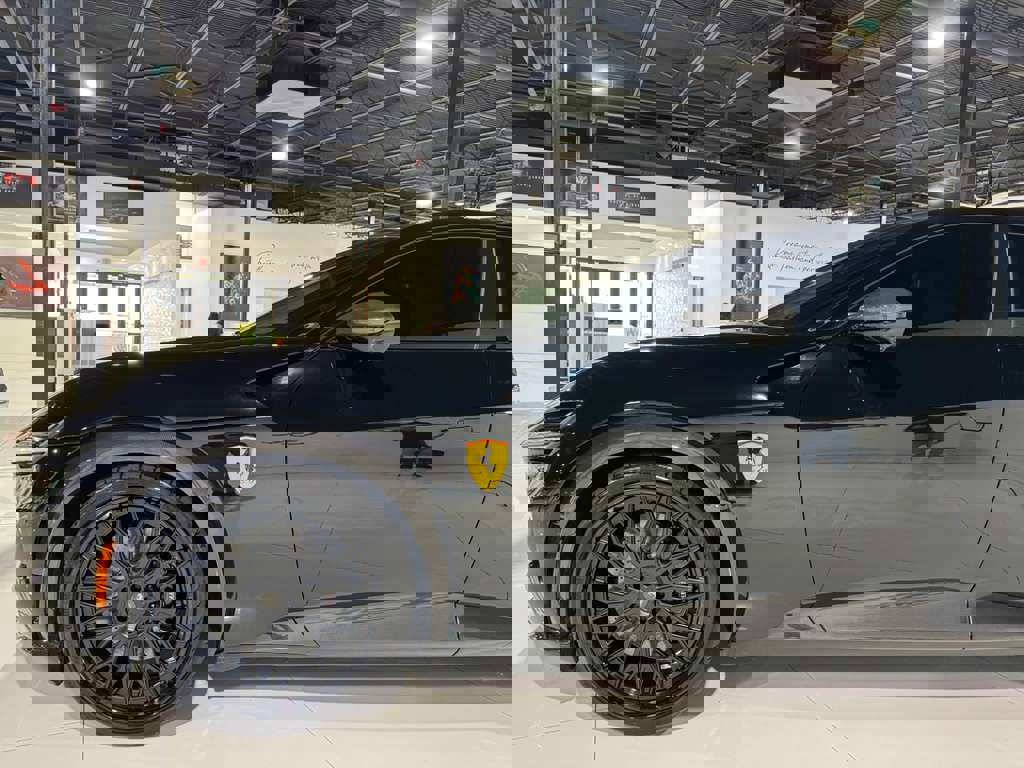 Used 2024 Ferrari Purosangue image 45