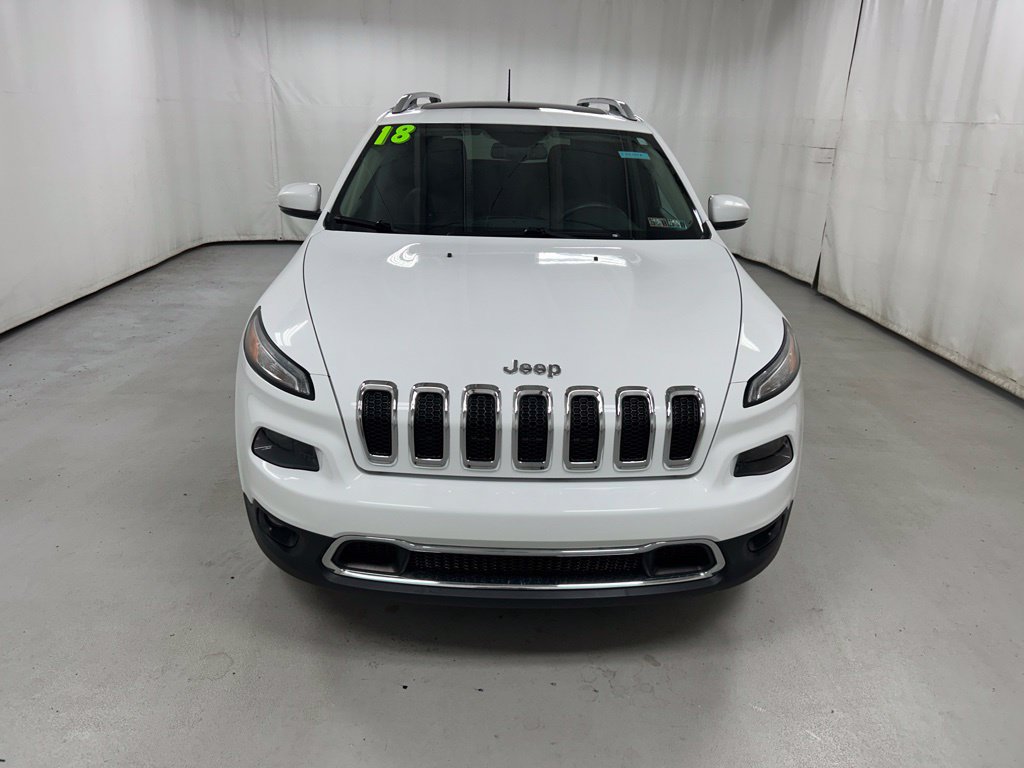 Used 2018 Jeep Cherokee Limited AWD/4WD image 4