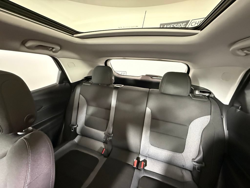 New 2026 Chevrolet TrailBlazer LT w/ LT Cold Weather Package FWD image 32