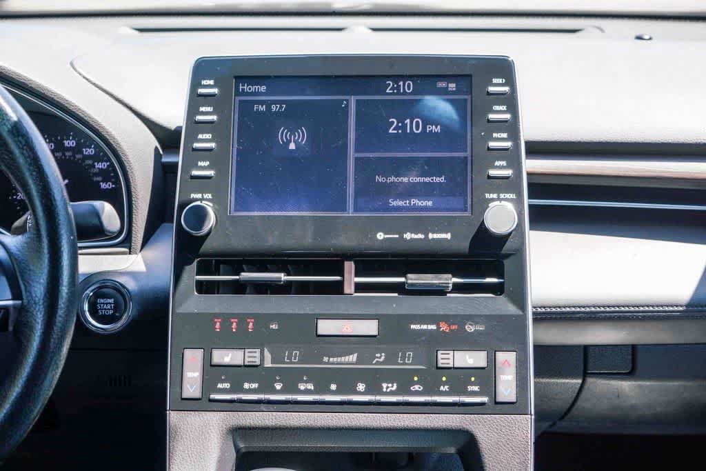 Used 2022 Toyota Avalon XLE FWD image 12