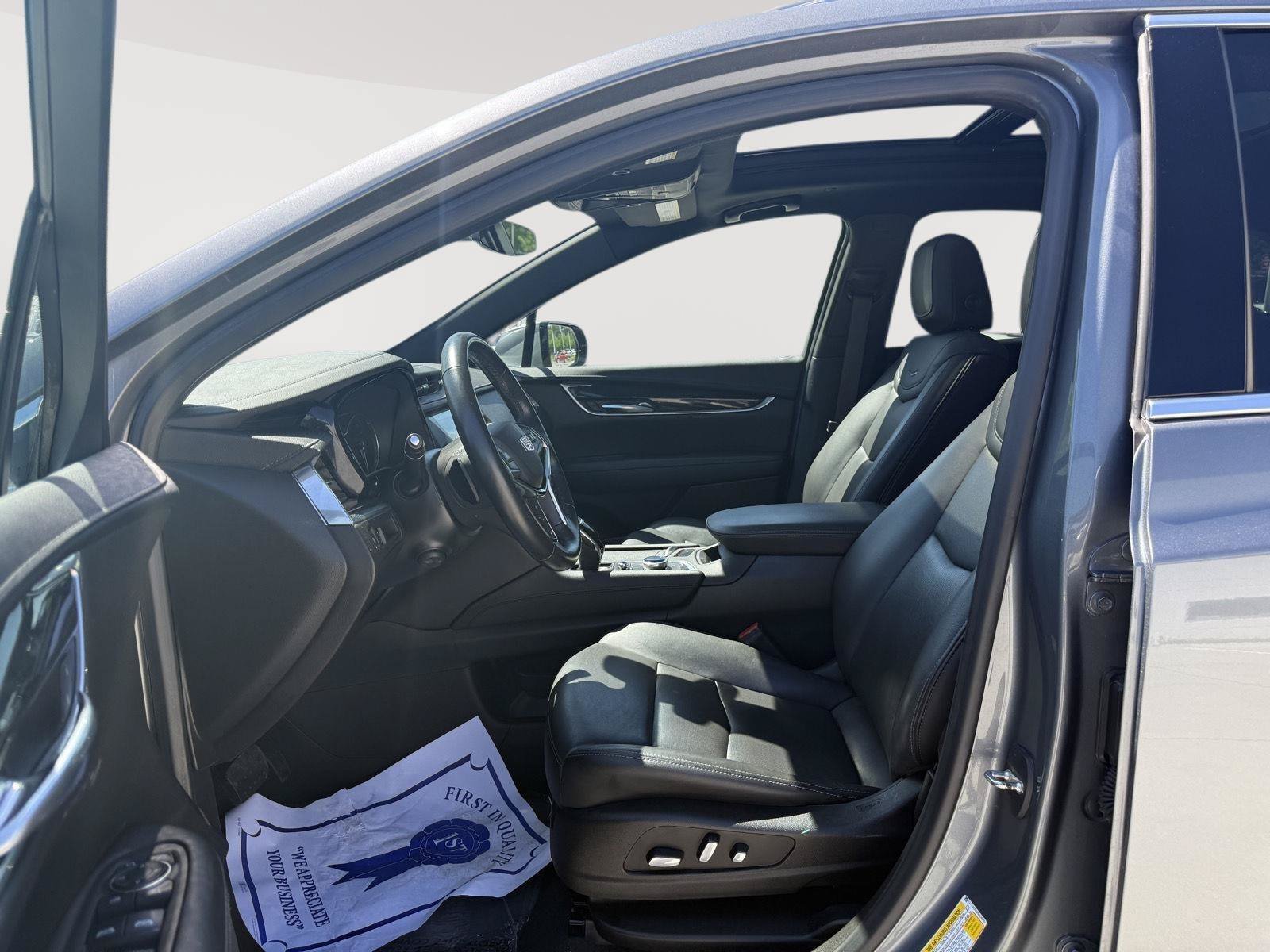 Used 2021 Cadillac XT5 Premium Luxury AWD/4WD image 4