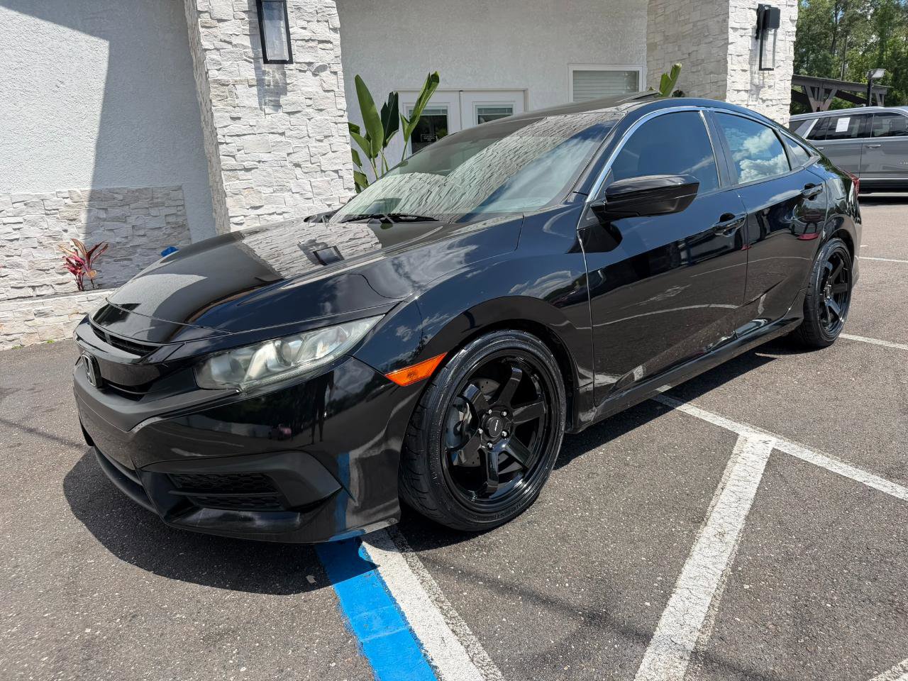 Used 2016 Honda Civic EX image 3
