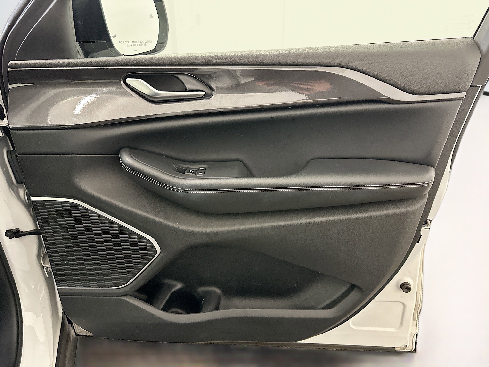 Used 2023 Jeep Grand Cherokee Altitude image 33