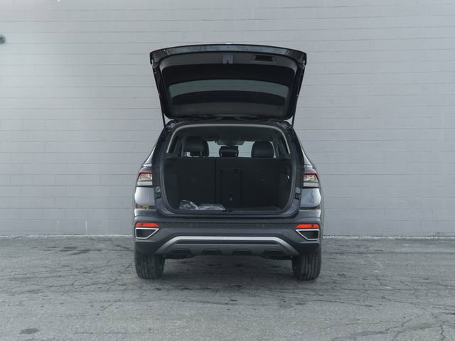 New 2026 Volkswagen Taos SE AWD/4WD image 6