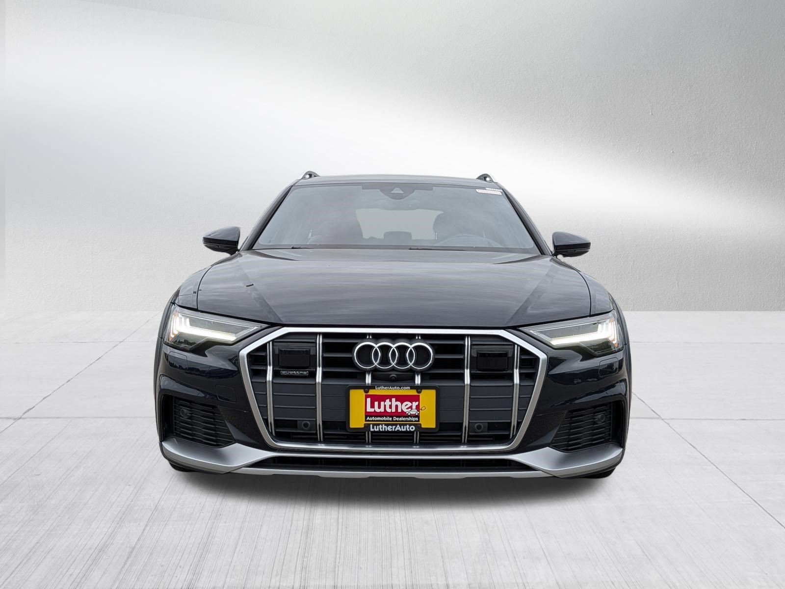 Used 2024 Audi A6 3.0T allroad Prestige AWD/4WD image 2