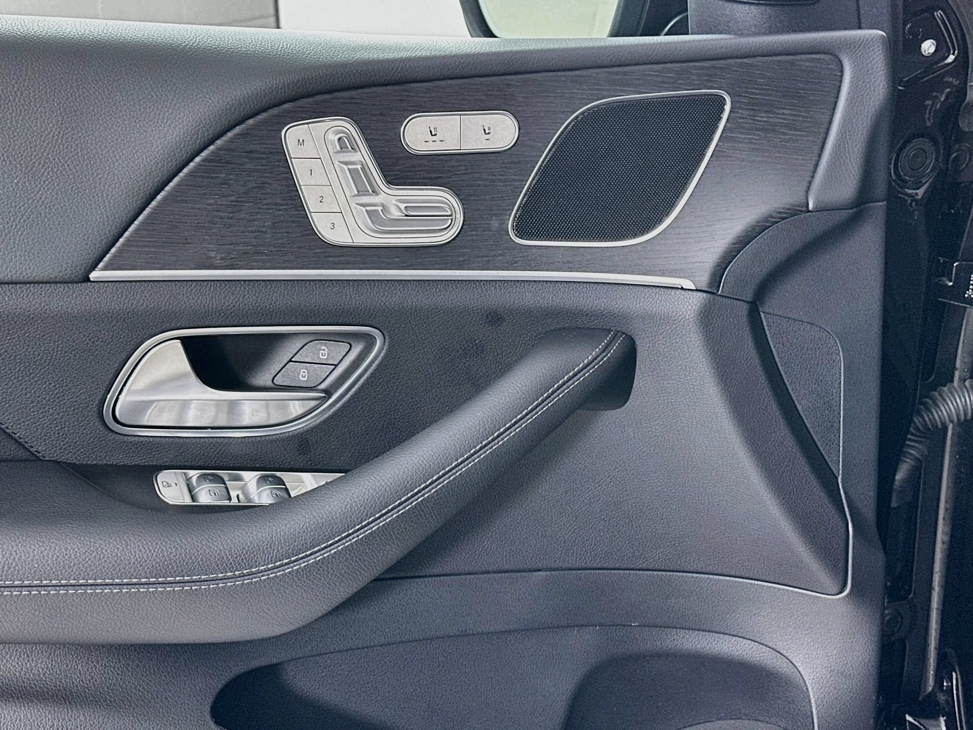 Certified 2026 Mercedes-Benz GLE 350 4MATIC image 19