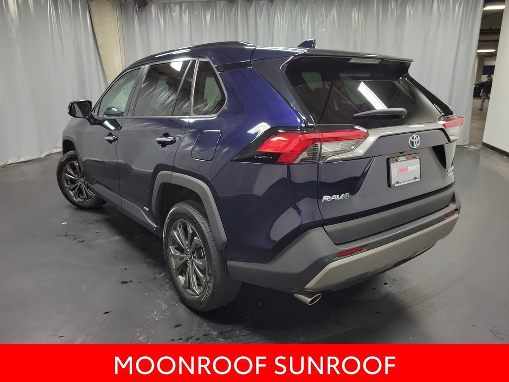 Used 2022 Toyota RAV4 Limited AWD/4WD image 6
