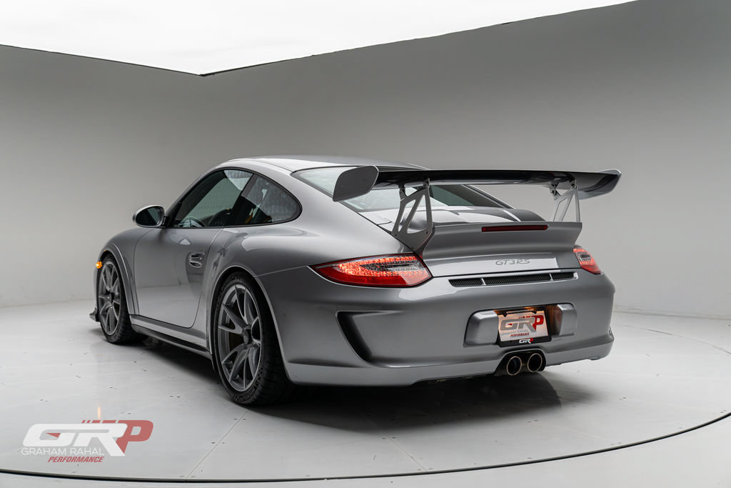 Used 2010 Porsche 911 GT3 RS RWD image 5