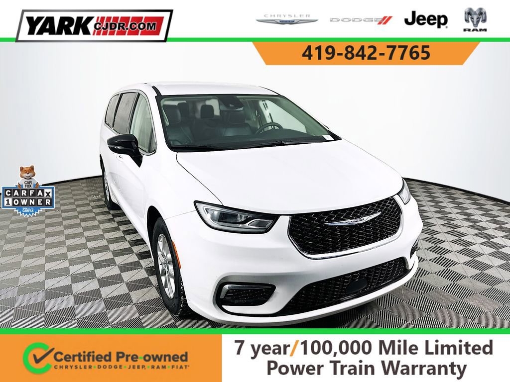 Certified 2024 Chrysler Pacifica Touring-L