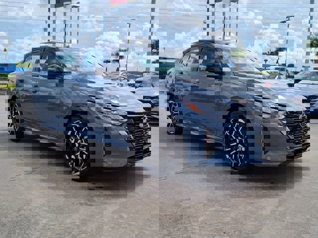 New 2025 Nissan Sentra SR w/ Trunk Package image 6