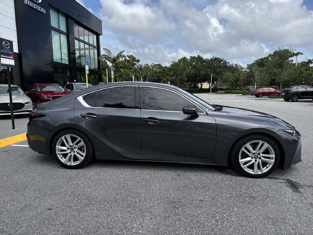Used 2023 Lexus IS 300 w/ Comfort Package RWD image 5