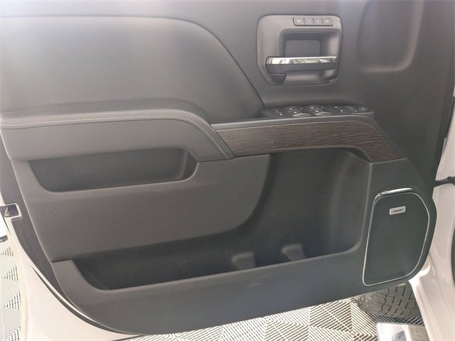 Used 2019 GMC Sierra 2500 Denali w/ Duramax Plus Package image 9