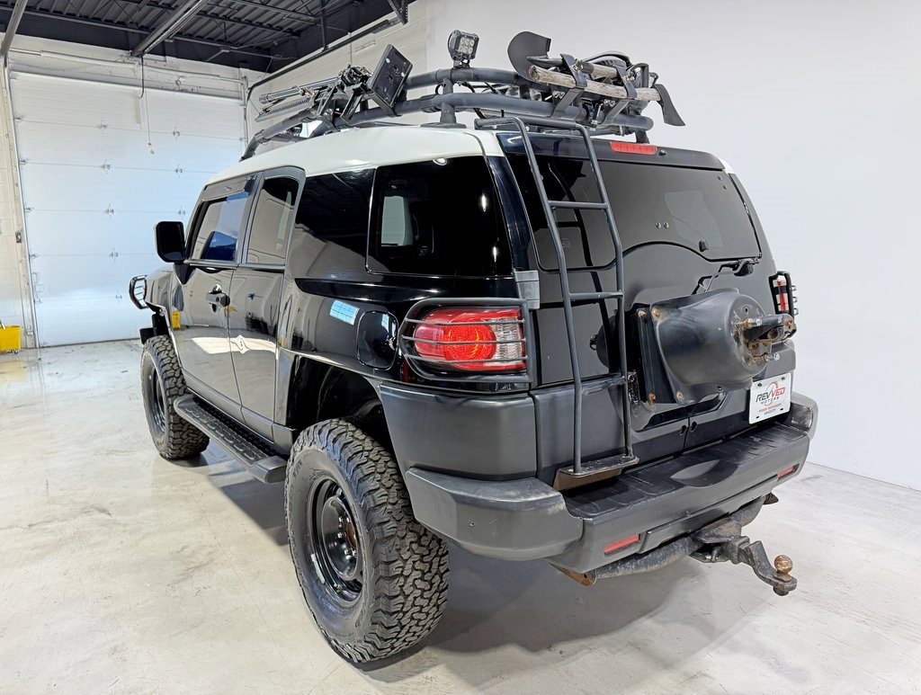 Used 2009 Toyota FJ Cruiser 4WD image 8