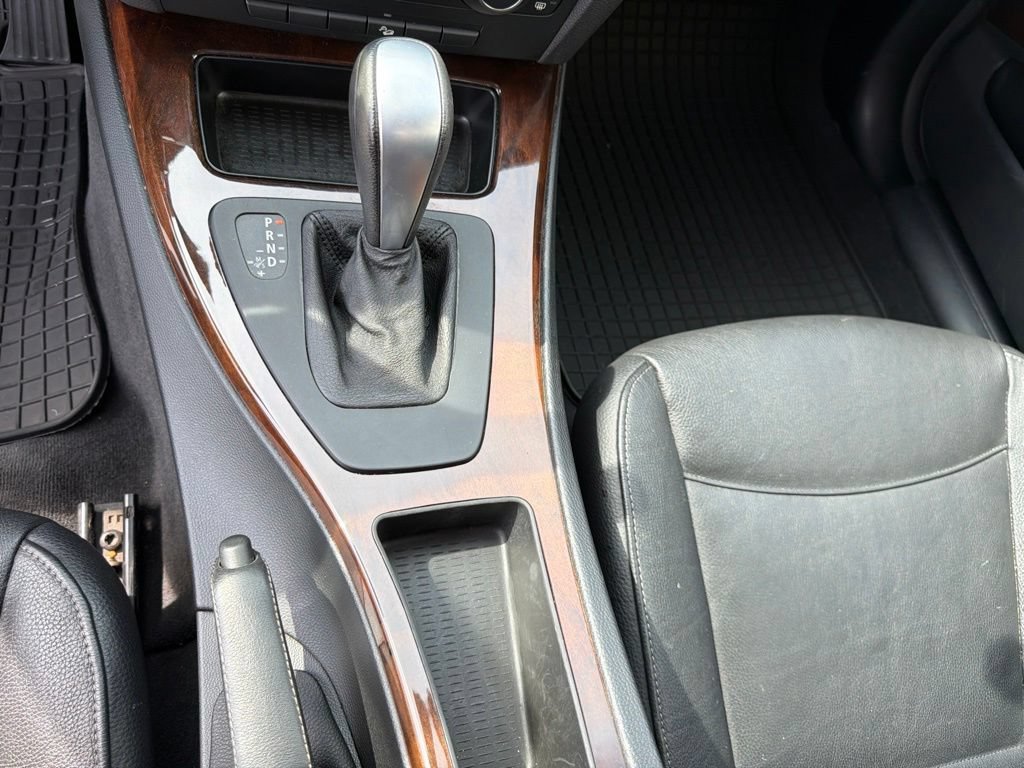 Used 2011 BMW 328i xDrive Sedan AWD/4WD image 23