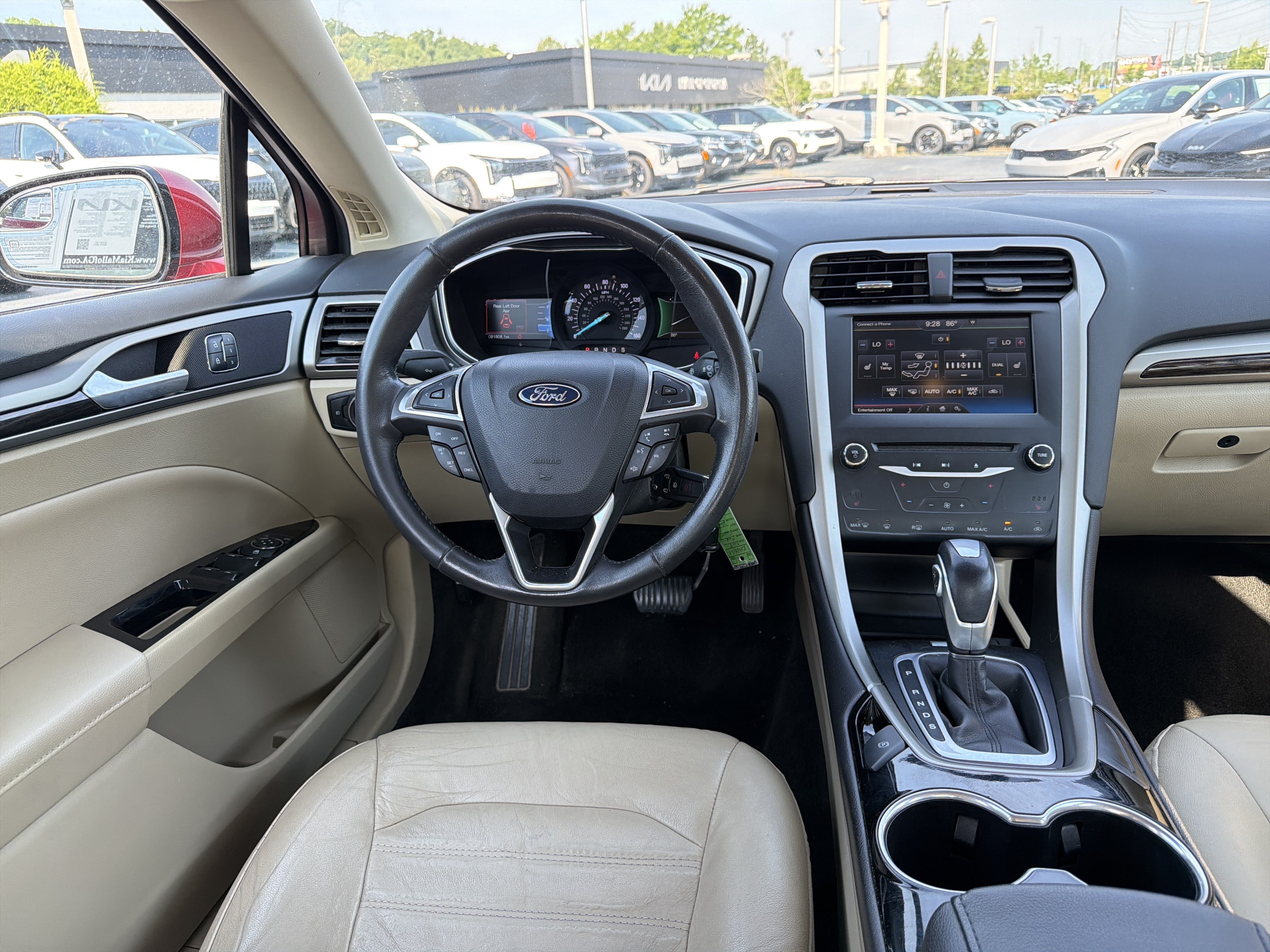 Used 2015 Ford Fusion SE w/ Equipment Group 202A FWD image 20