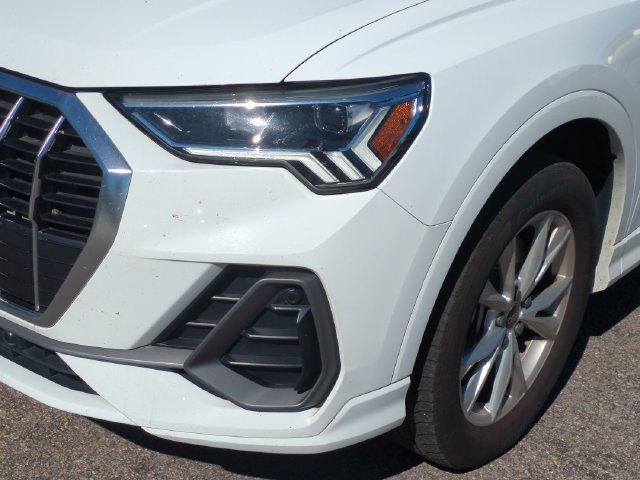 Used 2025 Audi Q3 2.0T Premium AWD/4WD image 9