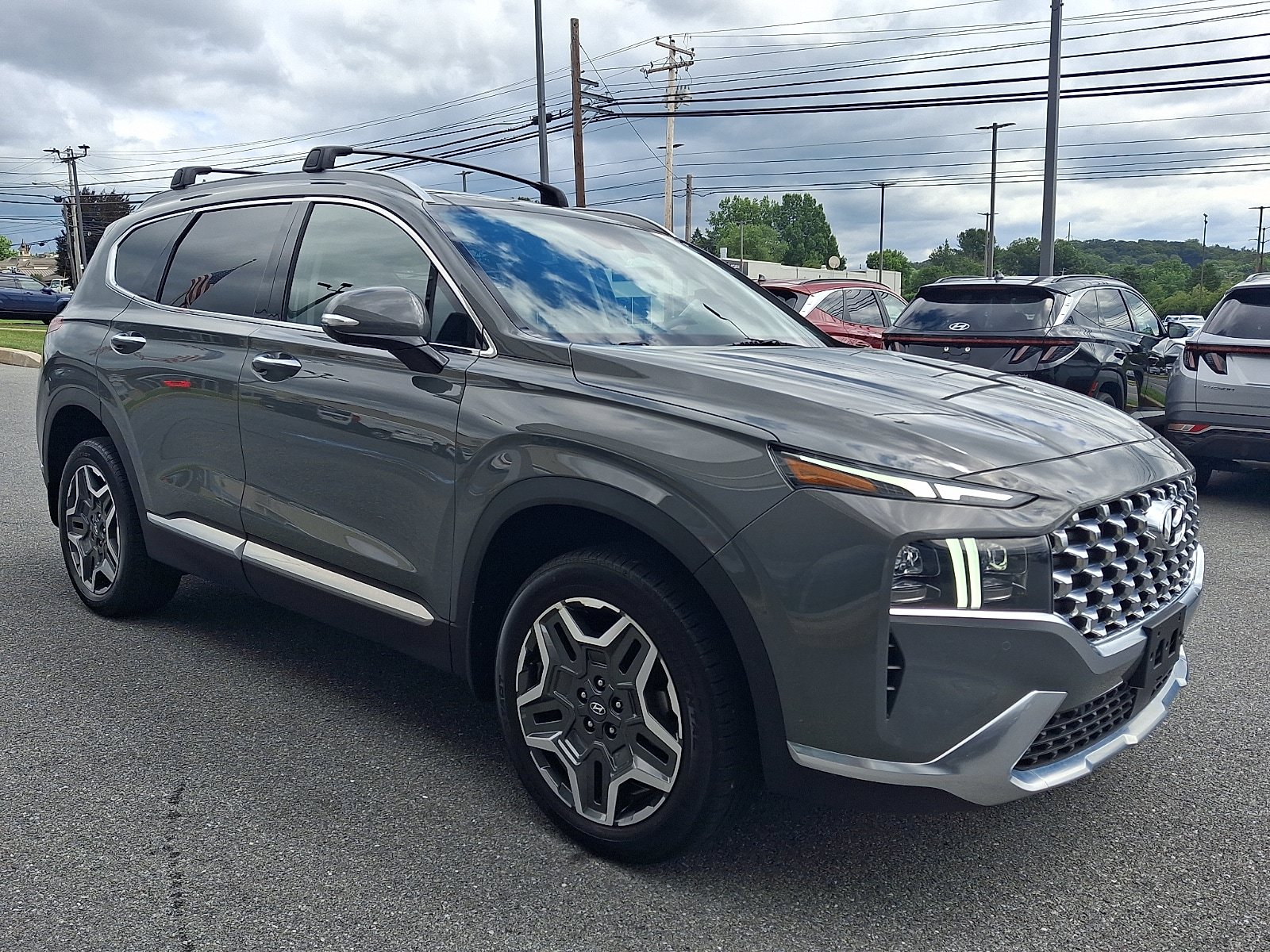 Used 2023 Hyundai Santa Fe Limited AWD/4WD image 3