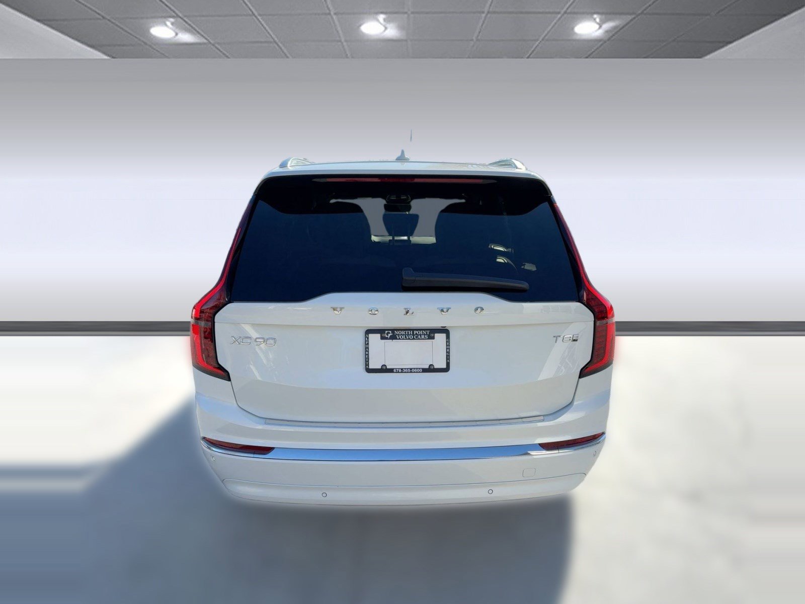New 2026 Volvo XC90 T8 Plus w/ Protection Package image 10