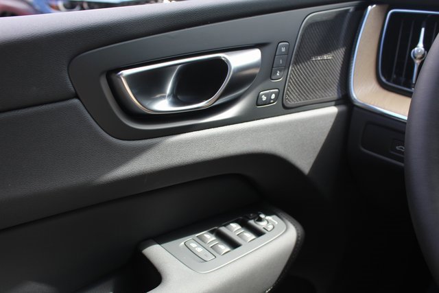 New 2026 Volvo XC60 B5 Plus w/ Protection Package Premier image 21