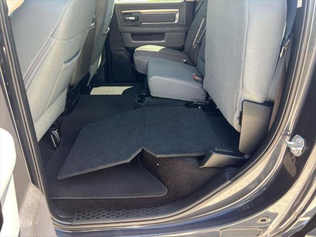 Certified 2017 RAM 1500 Big Horn image 40