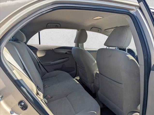 Used 2010 Toyota Corolla LE image 14