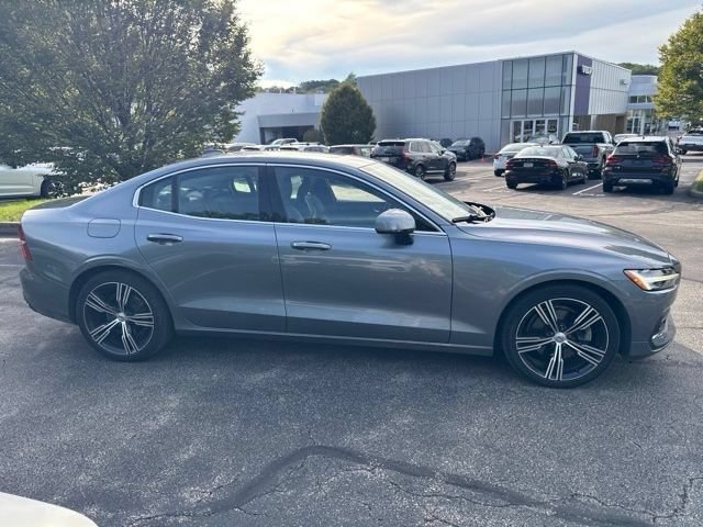 Used 2021 Volvo S60 T5 Inscription AWD/4WD image 4