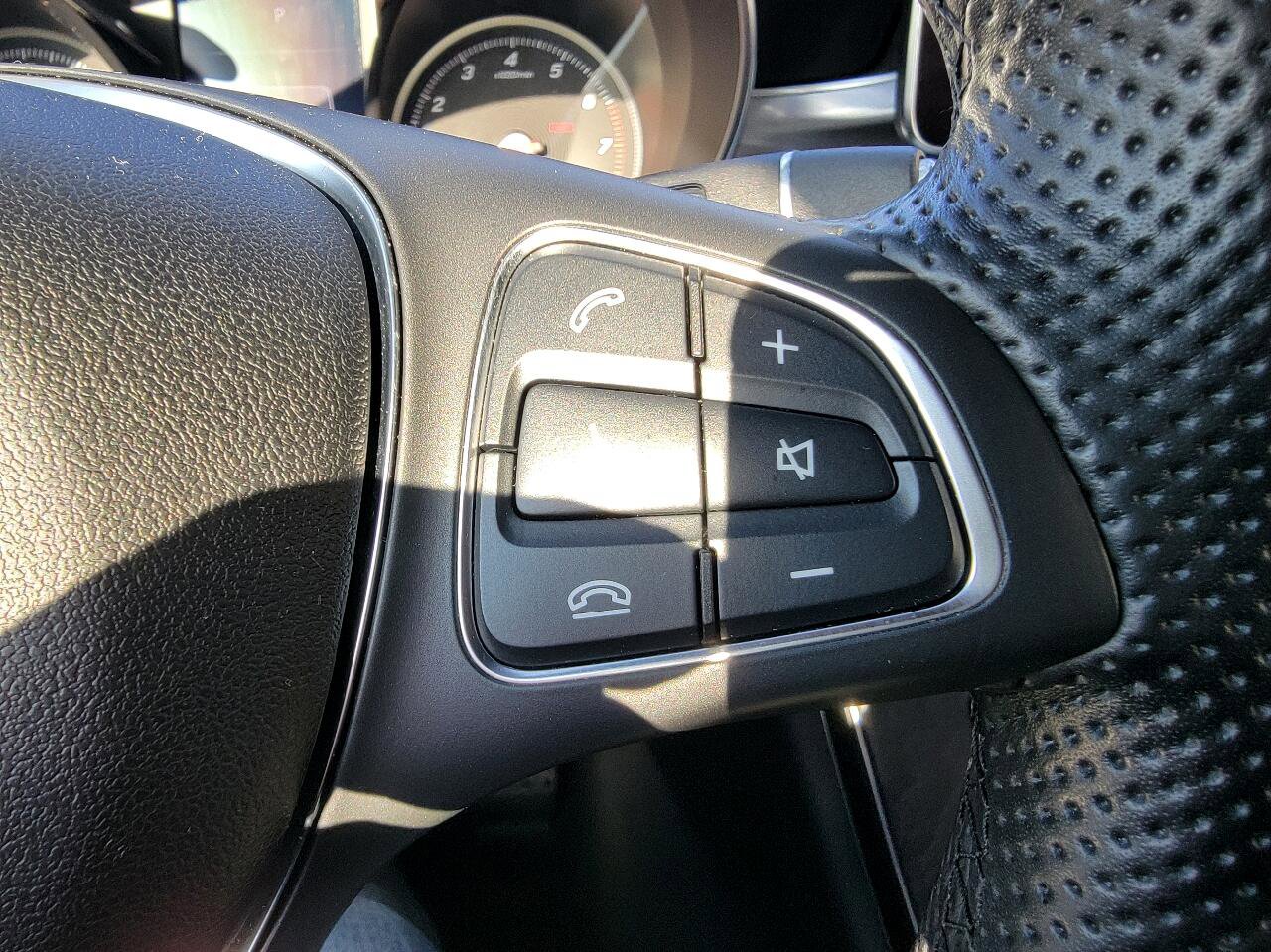 Used 2018 Mercedes-Benz C 300 4MATIC Cabriolet image 40