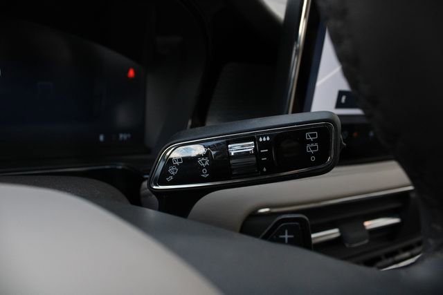 Used 2024 Lincoln Corsair FWD w/ Equipment Group 101A image 14