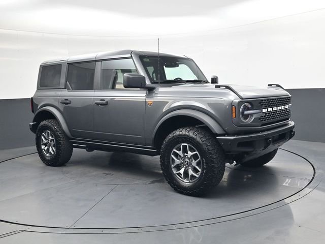 Used 2025 Ford Bronco Badlands video 2