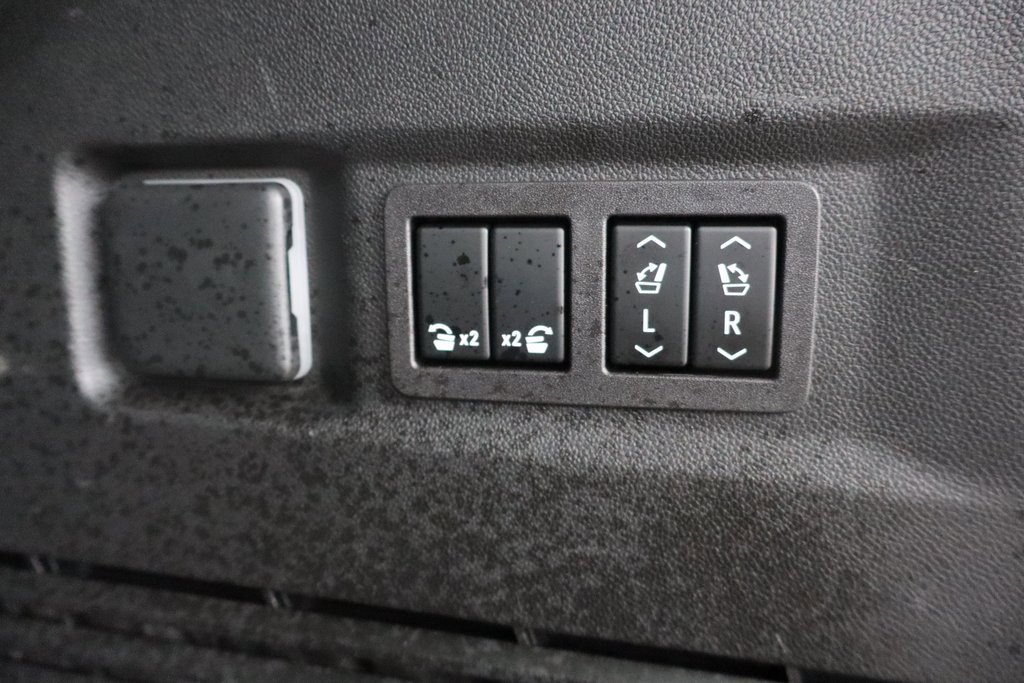 Used 2023 Chevrolet Tahoe Premier image 26