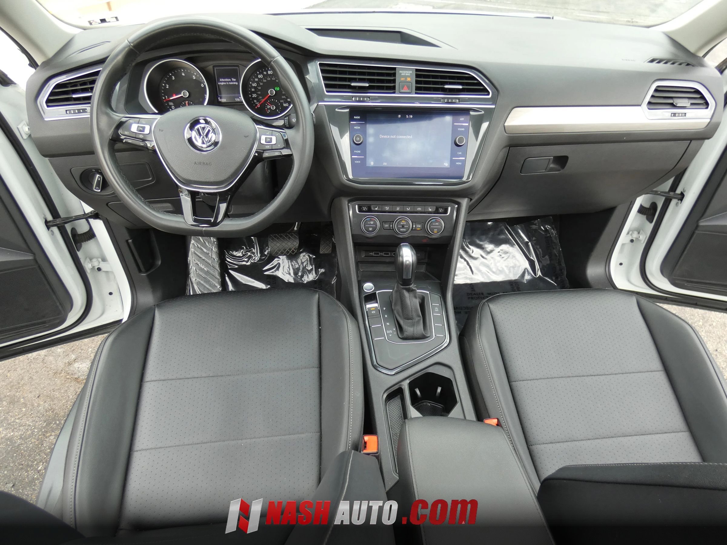 Used 2020 Volkswagen Tiguan SE w/ Panoramic Sunroof Package FWD image 23