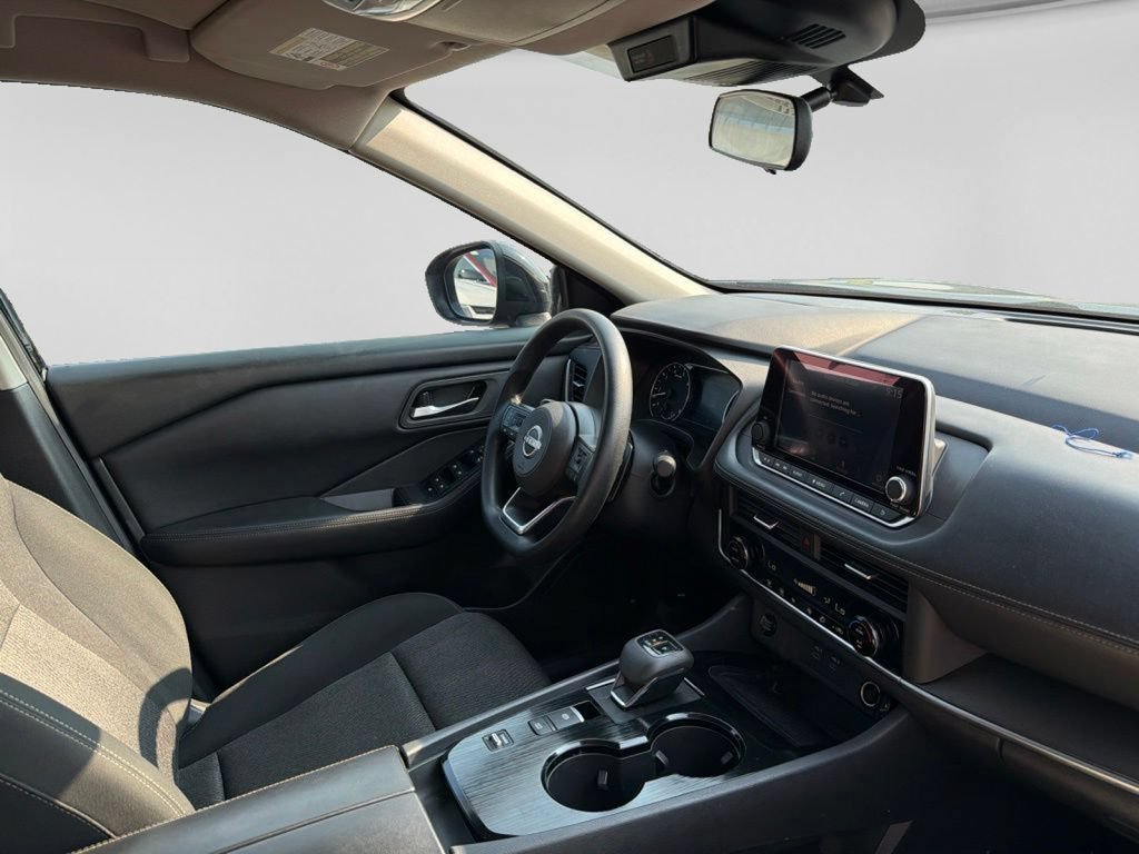 Used 2024 Nissan Rogue SV FWD image 10