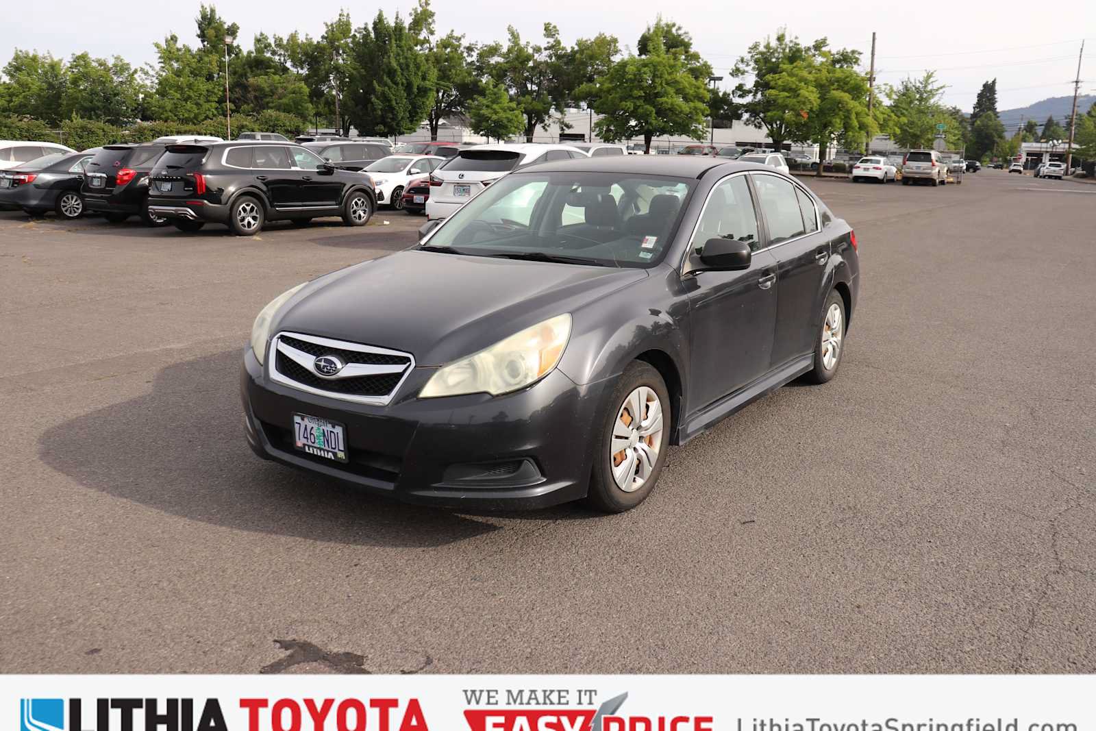 Used 2010 Subaru Legacy 2.5i AWD/4WD image 1