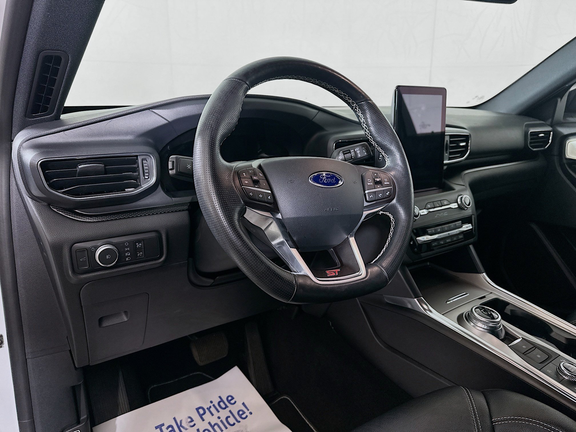 Used 2020 Ford Explorer ST w/ Premium Technology Package AWD/4WD image 9