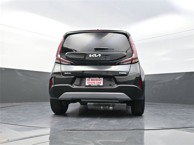 Used 2025 Kia Soul EX image 32
