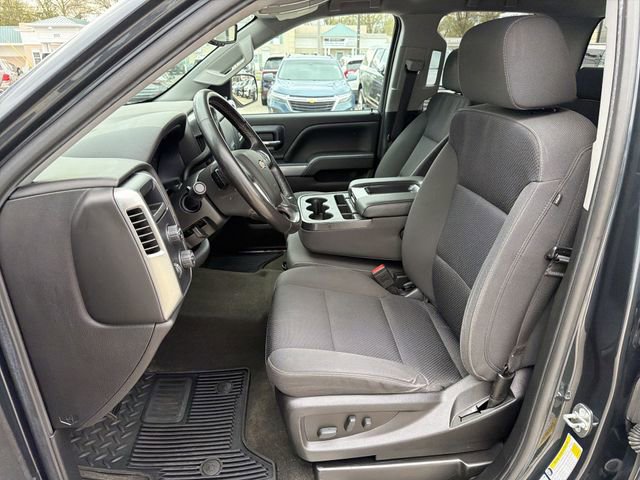 Used 2018 Chevrolet Silverado 1500 LT w/ All Star Edition AWD/4WD image 13