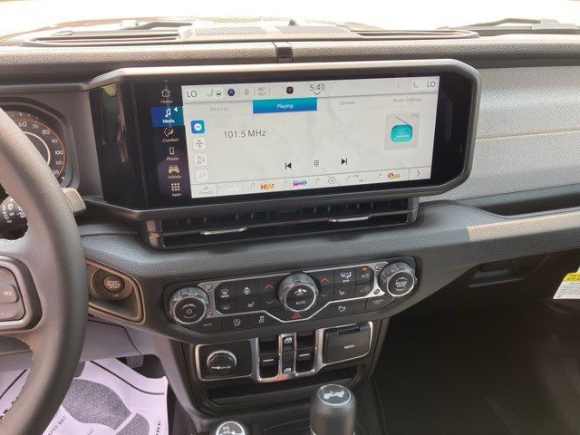 New 2025 Jeep Wrangler Sport S image 20