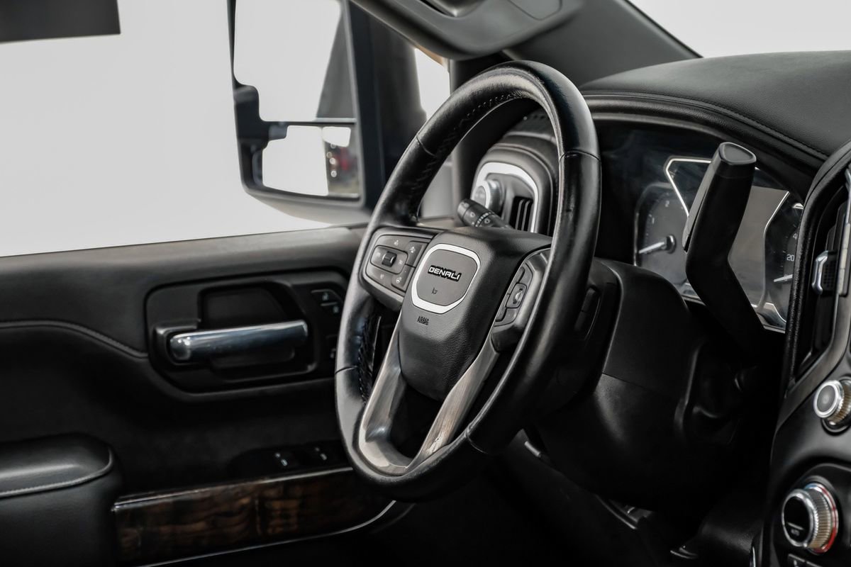 Used 2020 GMC Sierra 3500 Denali w/ Denali Ultimate Package image 13