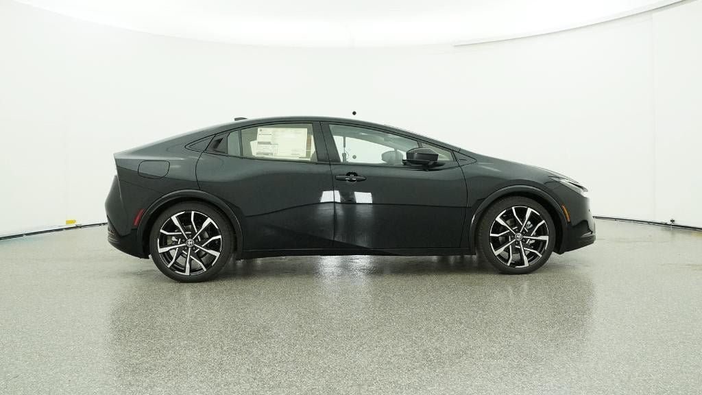 New 2026 Toyota Prius Plug-In Hybrid FWD image 27