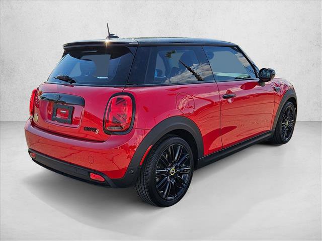 Used 2024 MINI Cooper SE FWD image 4