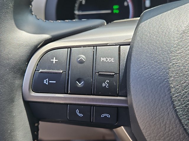 Used 2021 Lexus GX 460 Luxury w/ Accessory Package AWD/4WD image 25