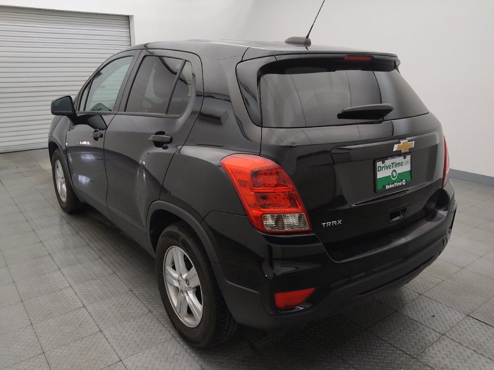 Used 2020 Chevrolet Trax LS w/ Tint and Cruise Package FWD image 5