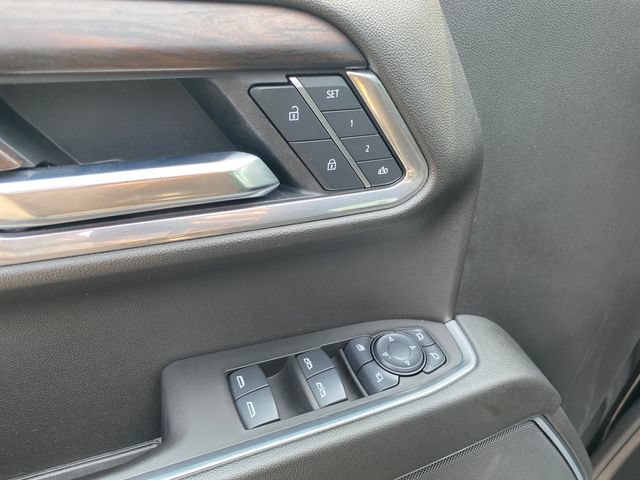 Certified 2025 GMC Sierra 1500 SLT RWD image 18