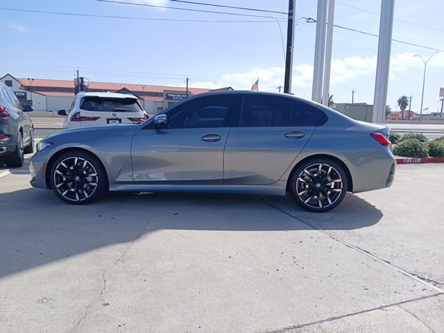 New 2026 BMW 330i Sedan w/ M Sport Package RWD image 6