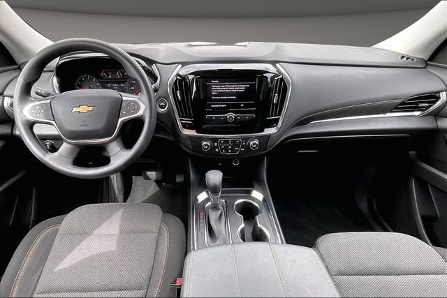 Used 2021 Chevrolet Traverse LS FWD image 13