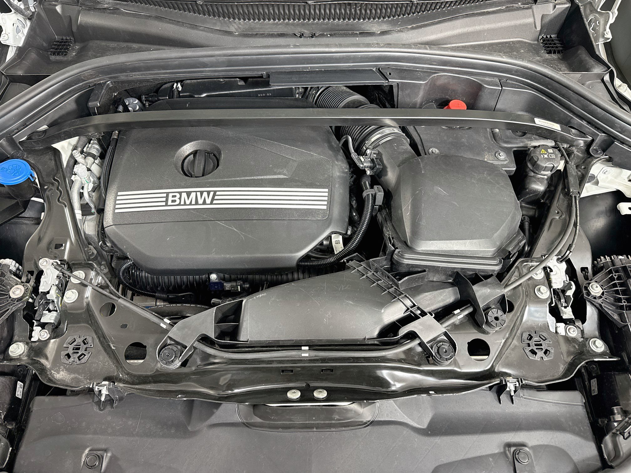 Used 2026 BMW X2 xDrive28i AWD/4WD image 39