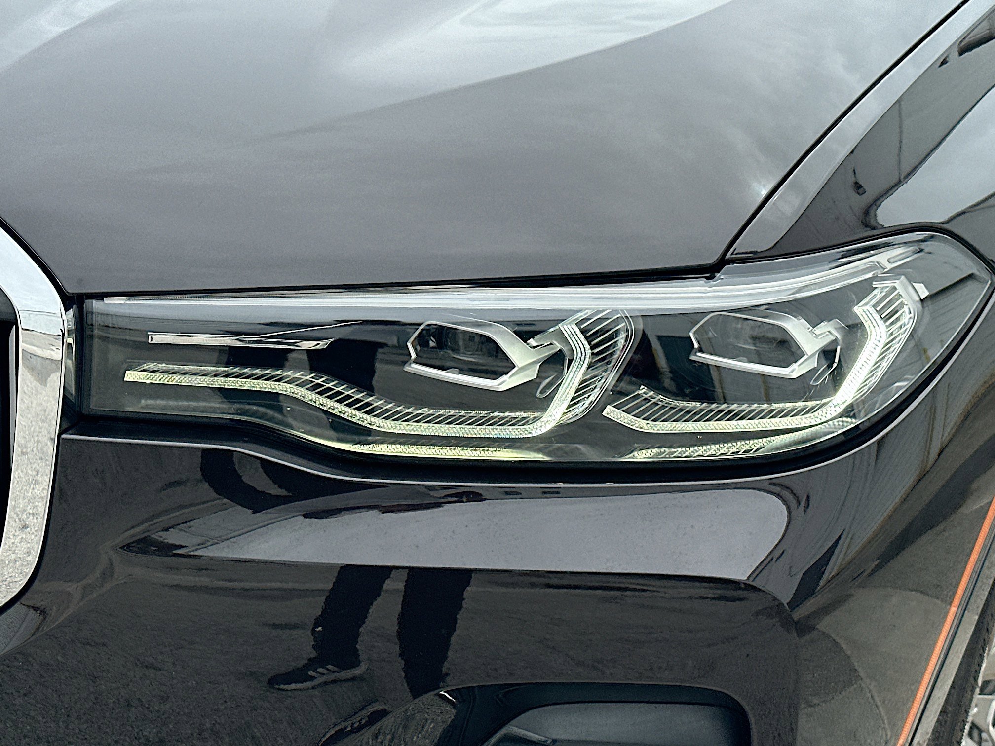 Used 2022 BMW X7 xDrive40i w/ Executive Package image 37