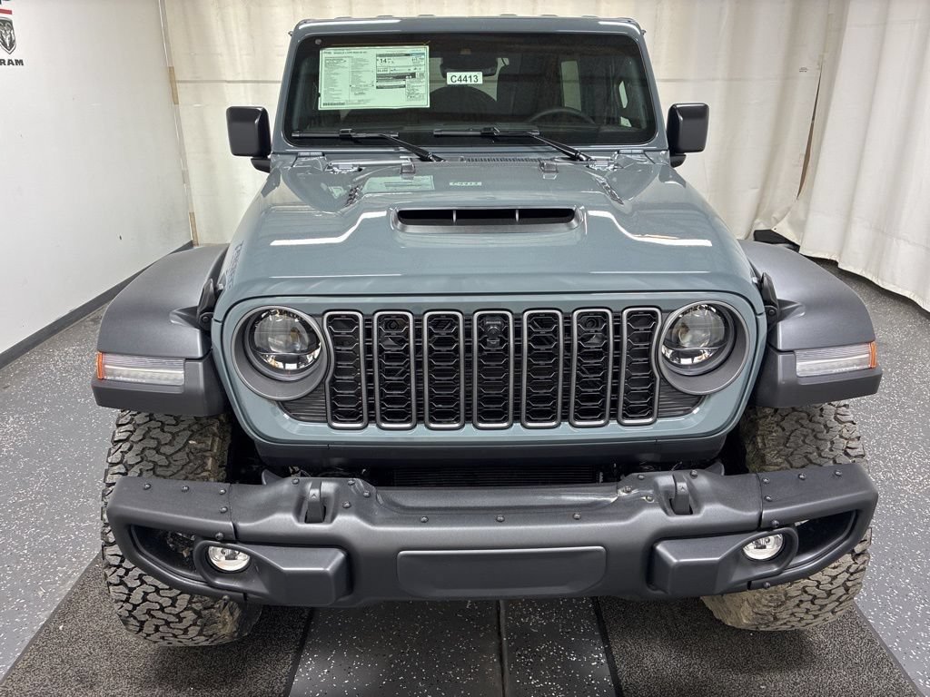 New 2026 Jeep Wrangler Unlimited Rubicon 392 w/ Quick Order Package 27X Moab AWD/4WD video 2