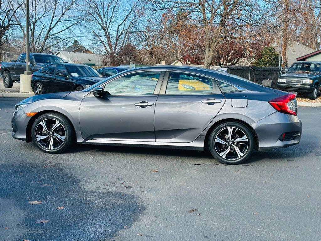 Used 2016 Honda Civic Touring image 4