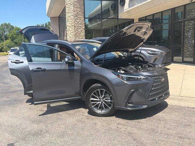 Used 2025 Lexus NX 350 AWD w/ Accessory Package (2T) image 9